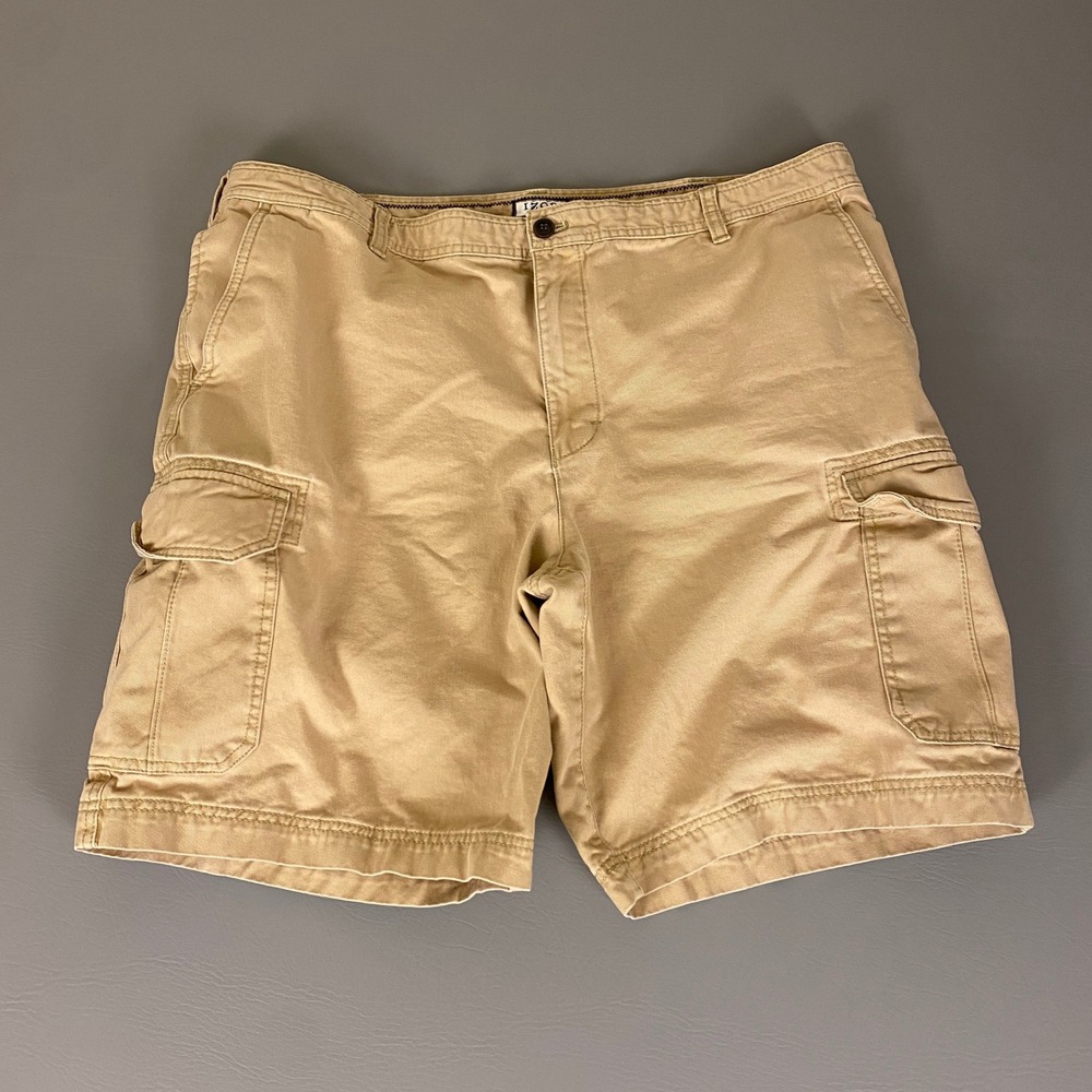 IZOD Cargo Shorts Men's Size 42 Beige Casual Outdoor Cotton Khaki VTG Y2K
